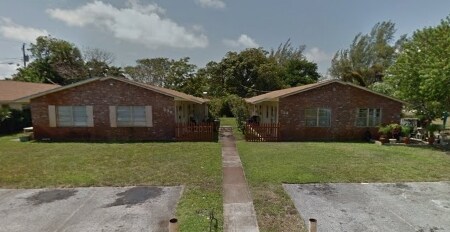 Foto principal - 117 SE 3rd Ave