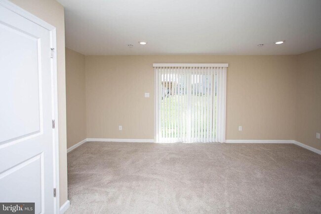 Foto del edificio - 239 Macoun Way