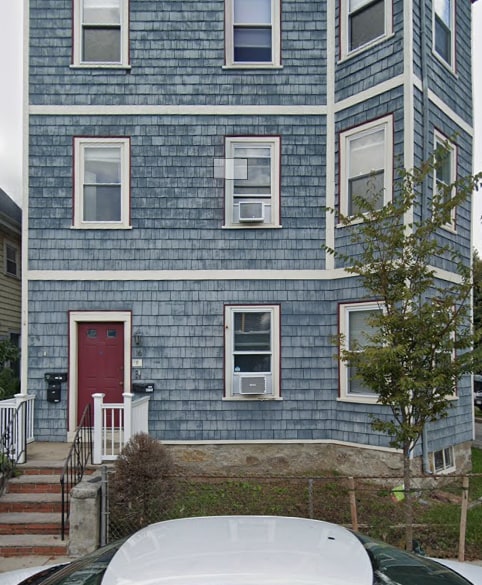 Building Photo - 16 Rossmore Rd