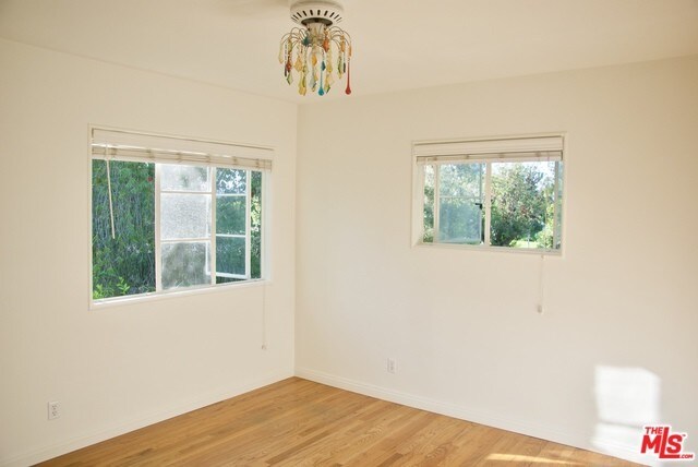 Building Photo - 5401 Village Green