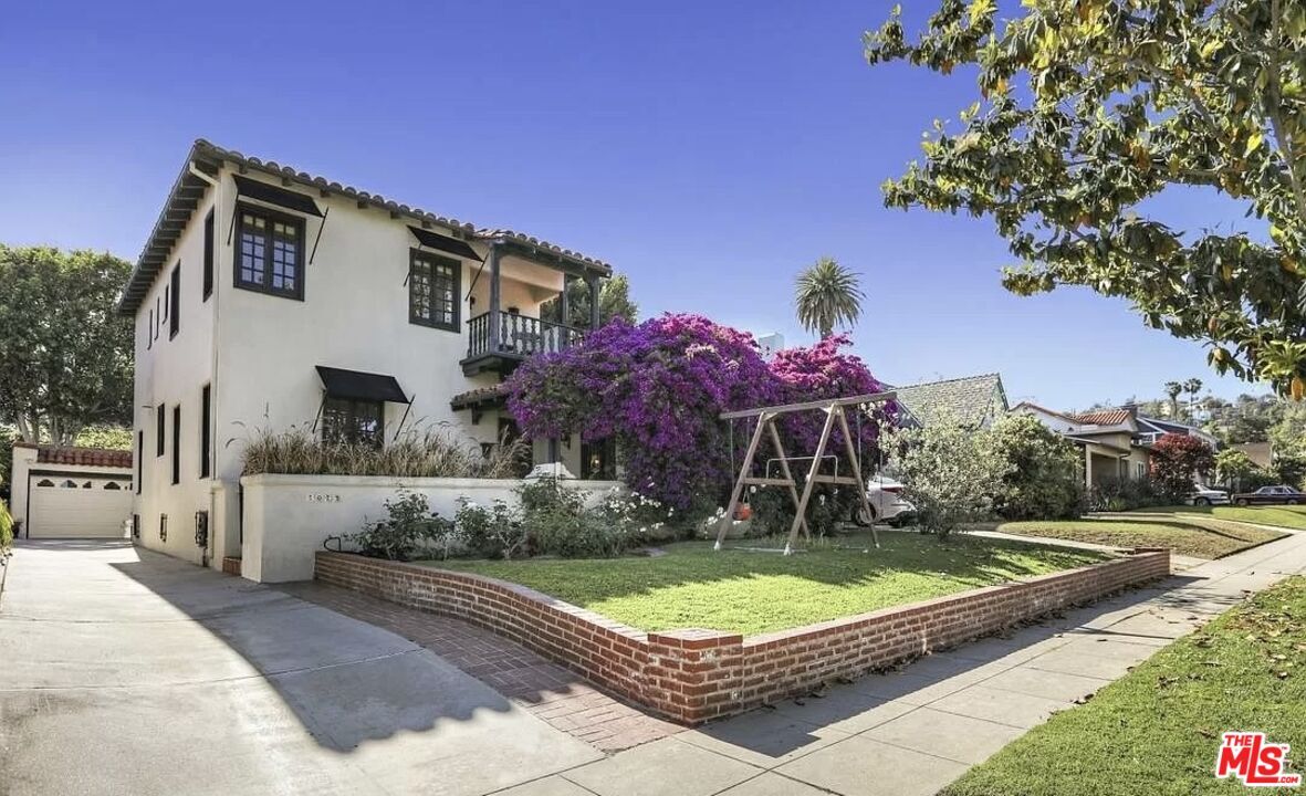 Foto principal - 2029 N Berendo St