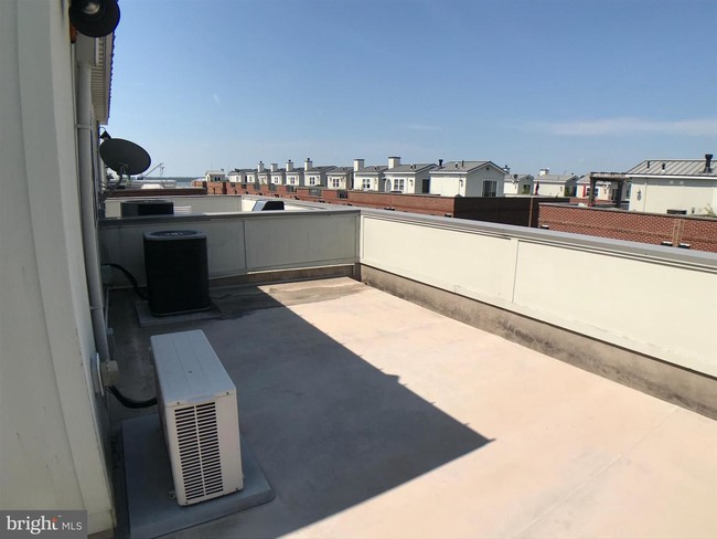 Foto del edificio - 1411 Benjamin St