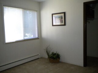 Building Photo - 1305 Kirkwood Dr