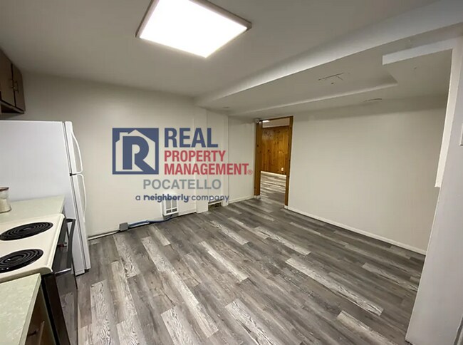 Foto del edificio - 1420/1422 E Elm St