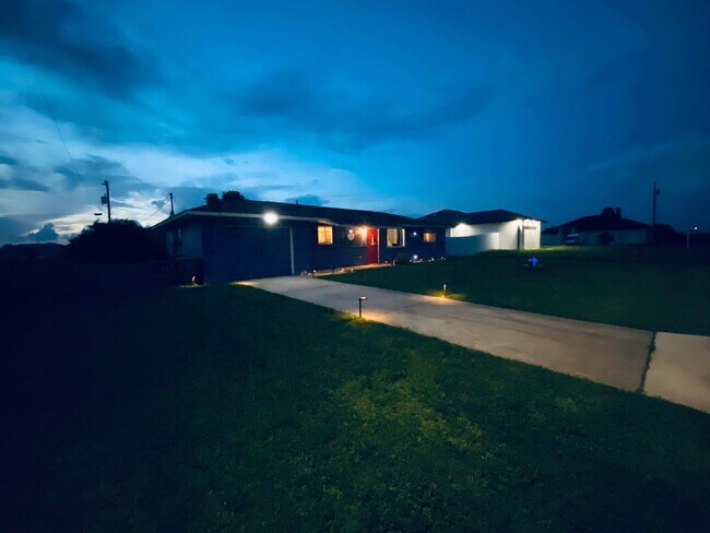 Foto del edificio - 1729 NE 10th Ln