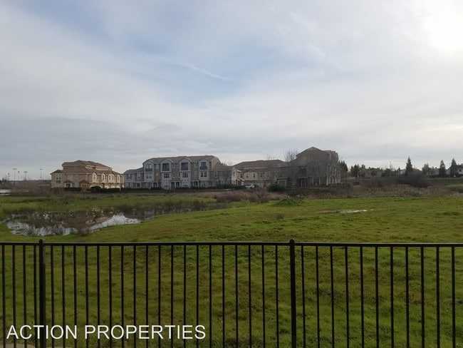 Building Photo - 6264 Lonetree Blvd