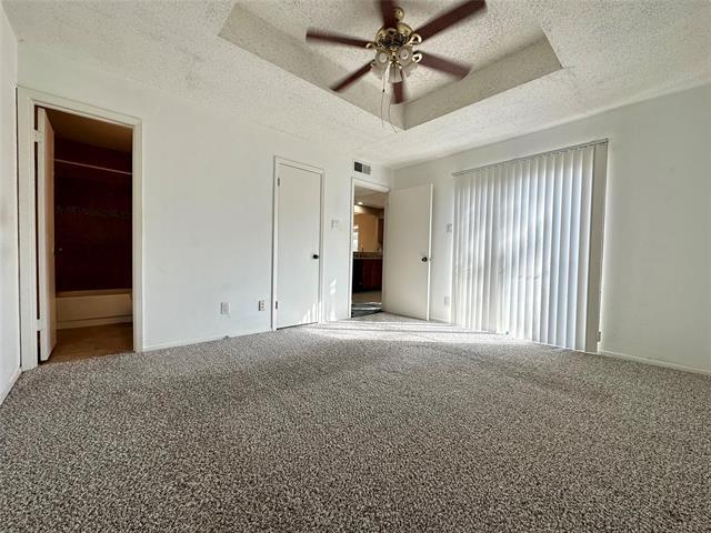 Foto del edificio - 1801 Spring Creek Pkwy