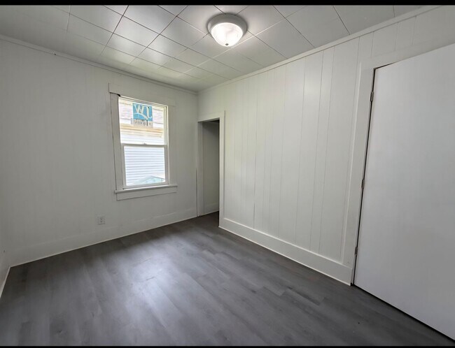 Foto del edificio - 1710 E Hickory St