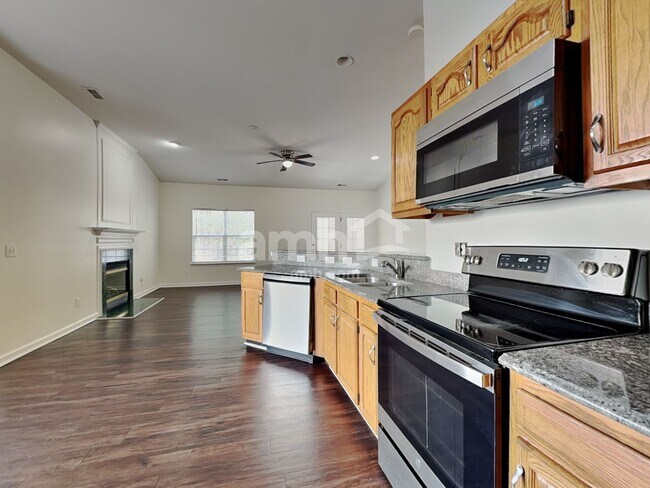 Foto del edificio - 10239 Stoneykirk Ln