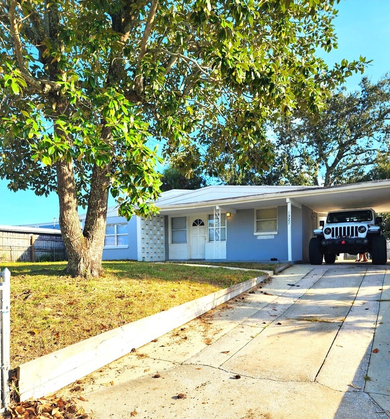 Photo - 1327 Eugene Black St (Daytona Beach, FL)