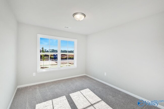 Building Photo - 144 Beaver Brook Pl