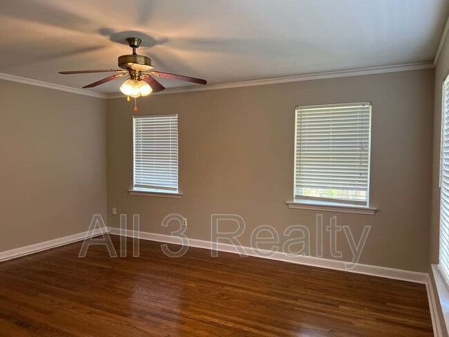 Foto del edificio - 3578 Mayfair Rd