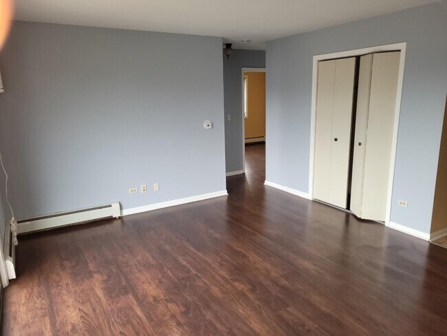 Building Photo - 1303 Baldwin Ct
