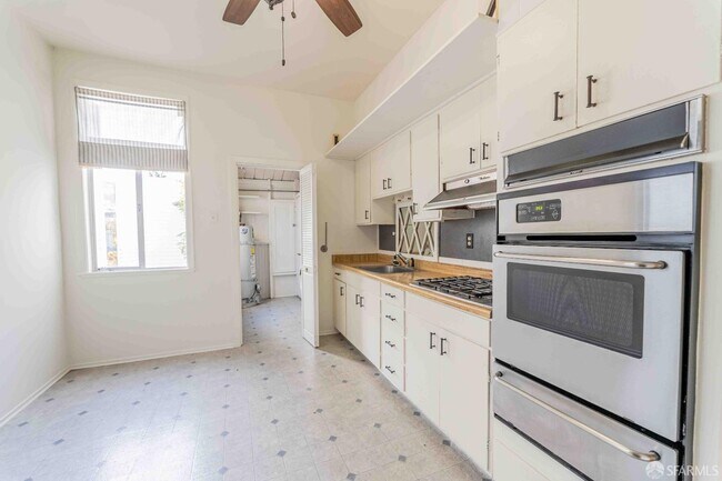 Foto del edificio - 1668 Dolores St