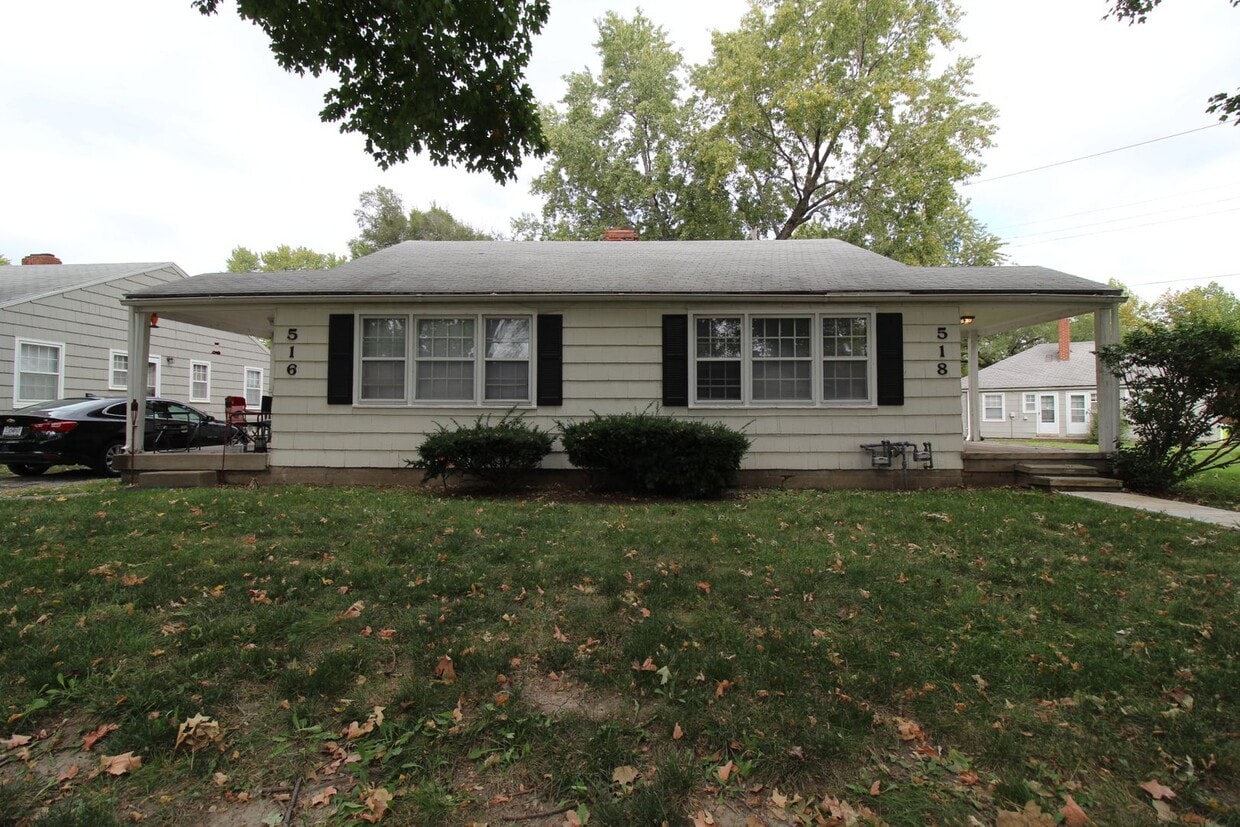 Primary Photo - October 2025 FREE On This One Bedroom Dupl...