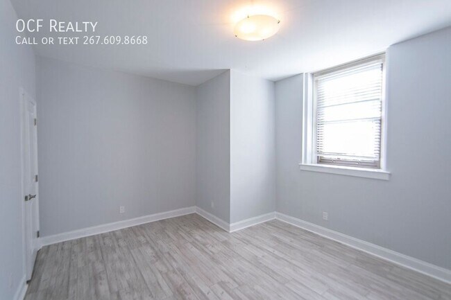 Foto del edificio - 427 Monroe St