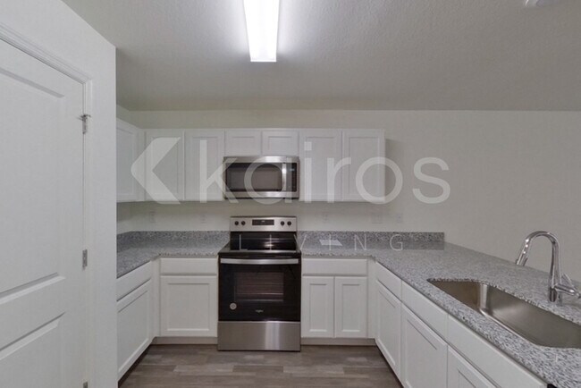 Foto del edificio - 2425 Crockett St