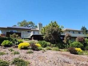 Building Photo - 435 Trail Ridge Pl