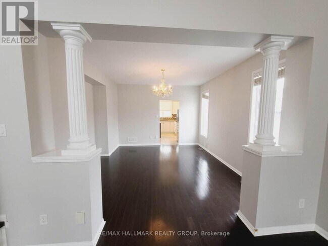 Photo du bâtiment - 248 Huntsville Dr