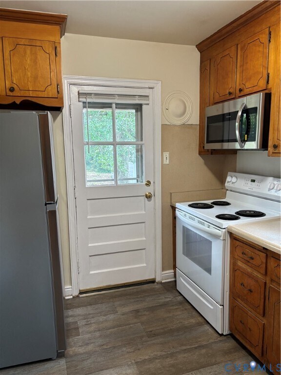 Foto del edificio - 5813 Fitzhugh Ave