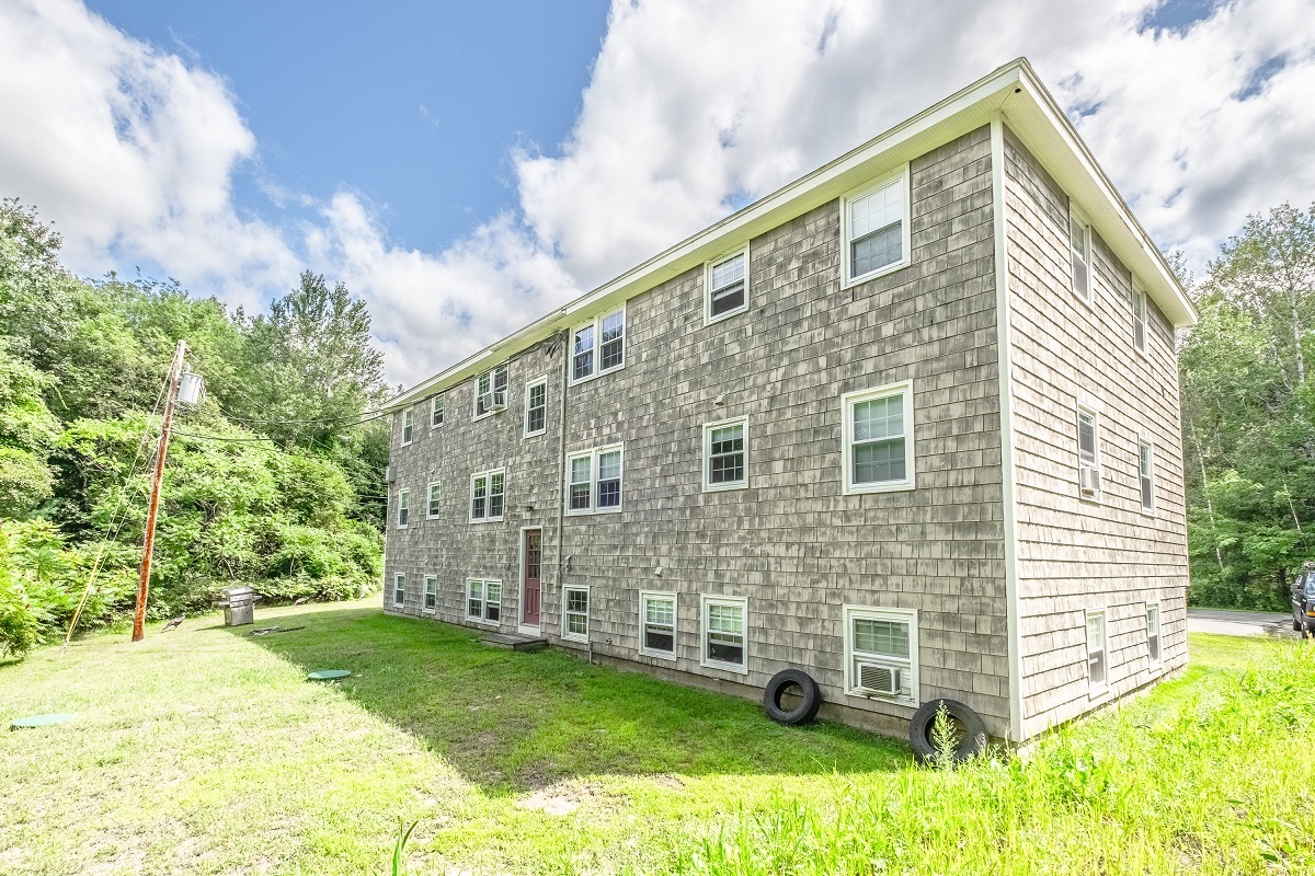 Borough Road Apartments in Pembroke, NH