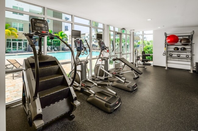 Foto del edificio - 10X Tarpon Springs