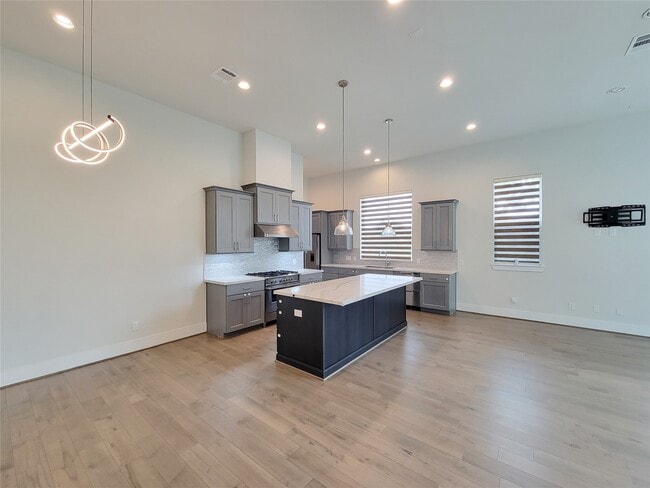 Building Photo - 9803 Blissful Pr Ln