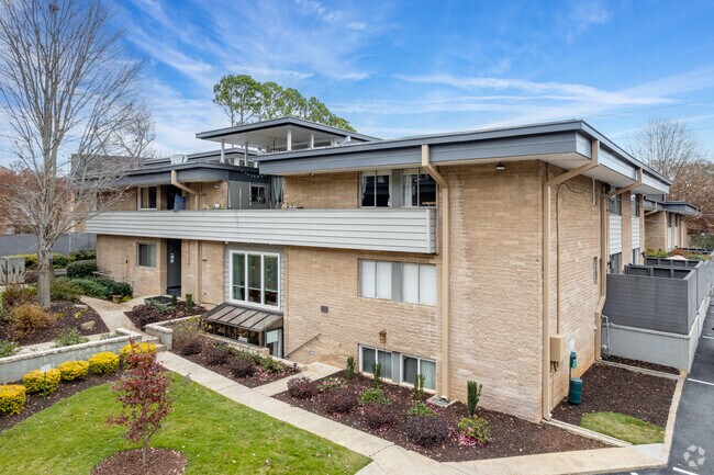 Foto del edificio - 4300 Chastain Walk NE