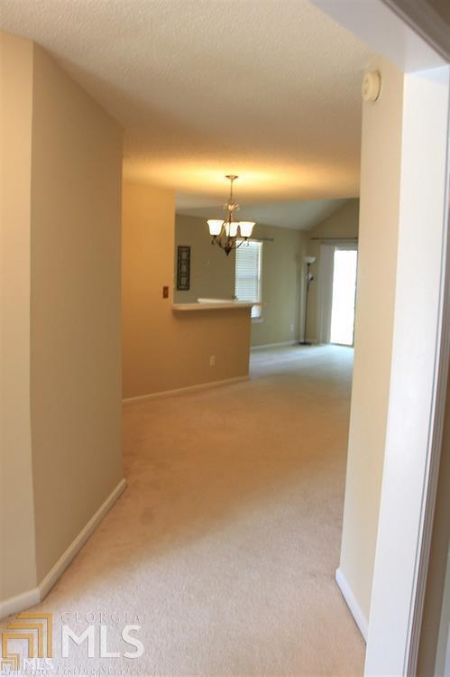 Building Photo - 312 Everdale