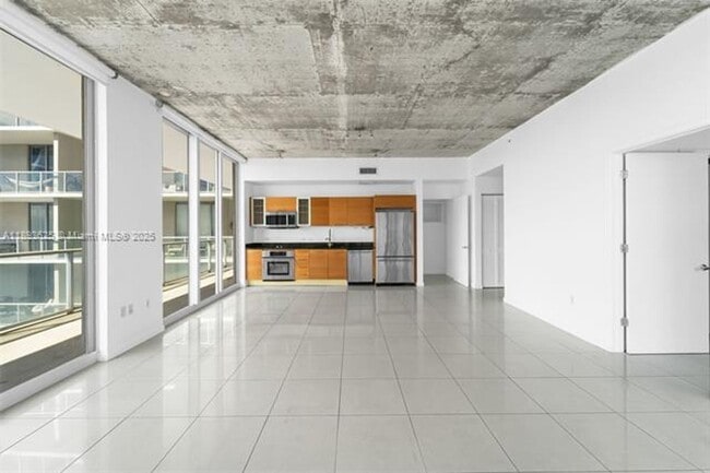 Foto del edificio - 3470 E Coast Ave