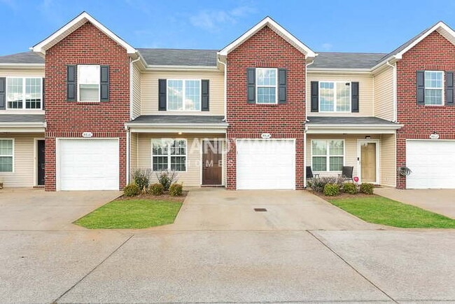 Building Photo - 4814 Octavia St