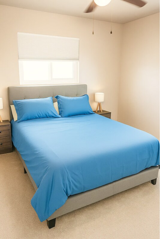 Foto del edificio - 1675 Emerald Pl