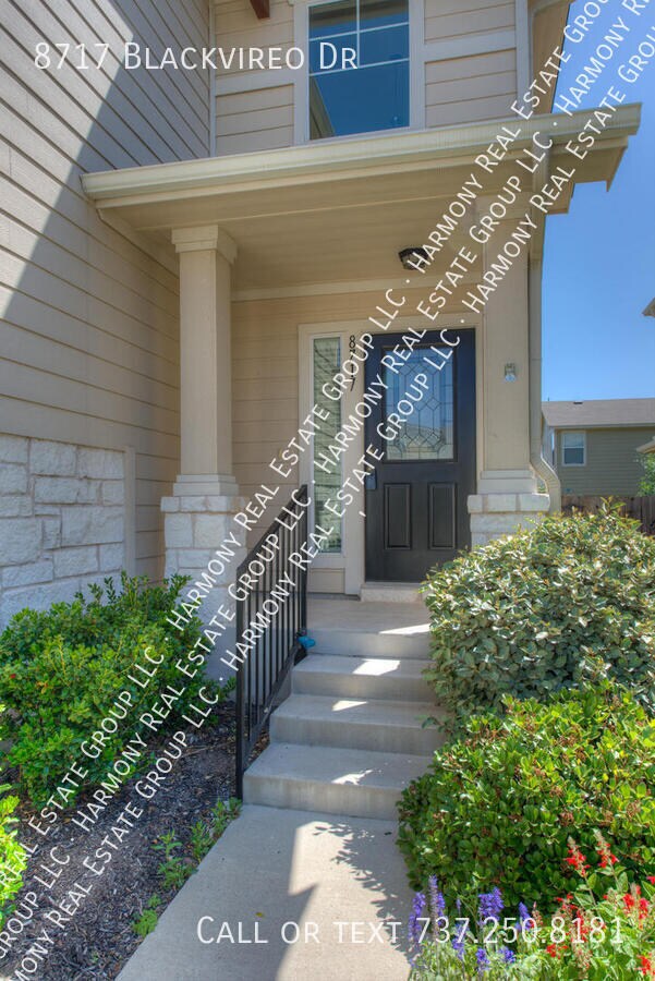 Foto del edificio - 8717 Blackvireo Dr