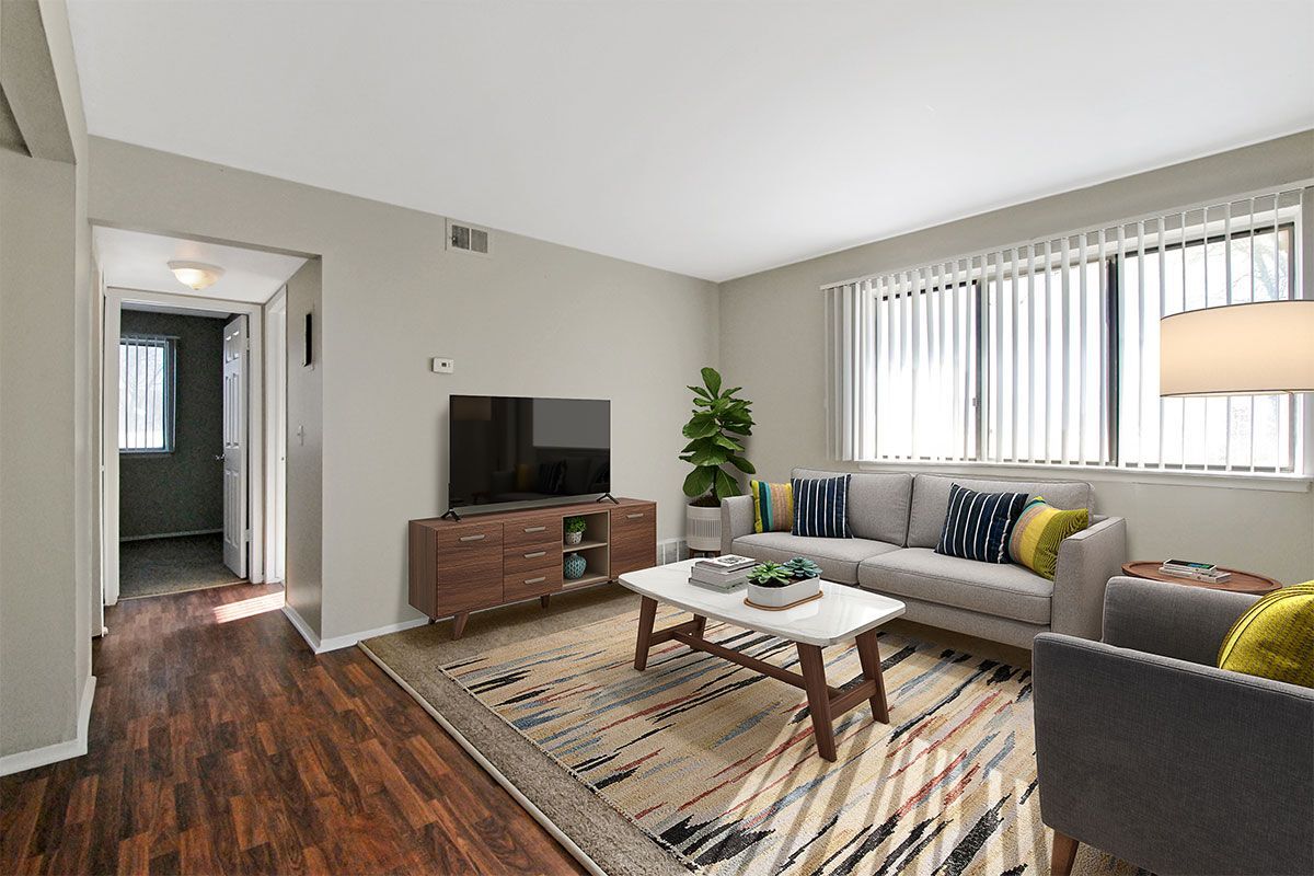 Carlyle Place 43144 Carlyle Pl Clinton Township, MI