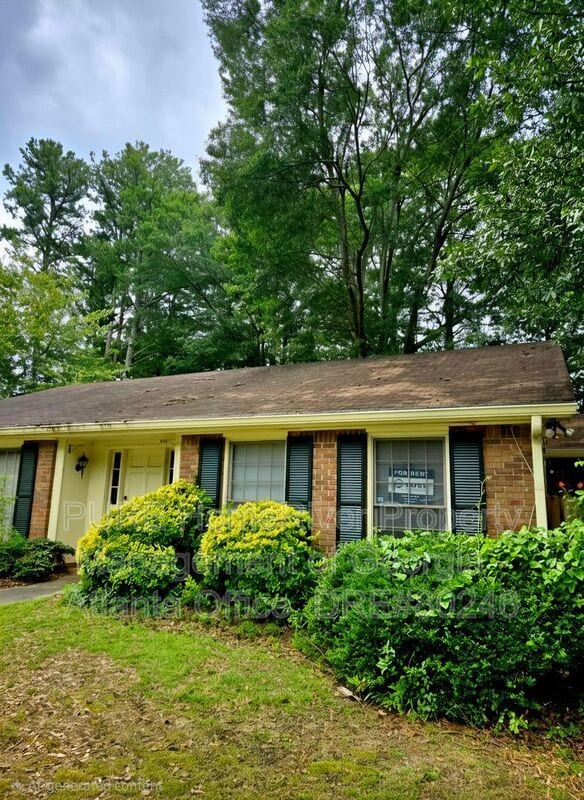 Building Photo - 771 Wilson Cir SW