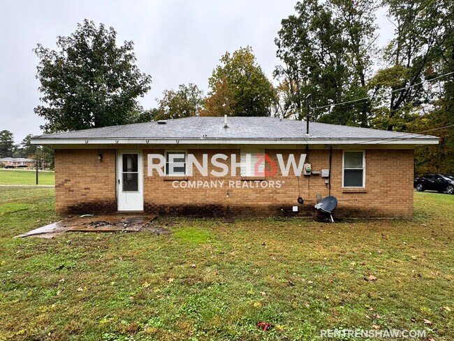 Building Photo - 127 Navy Cir