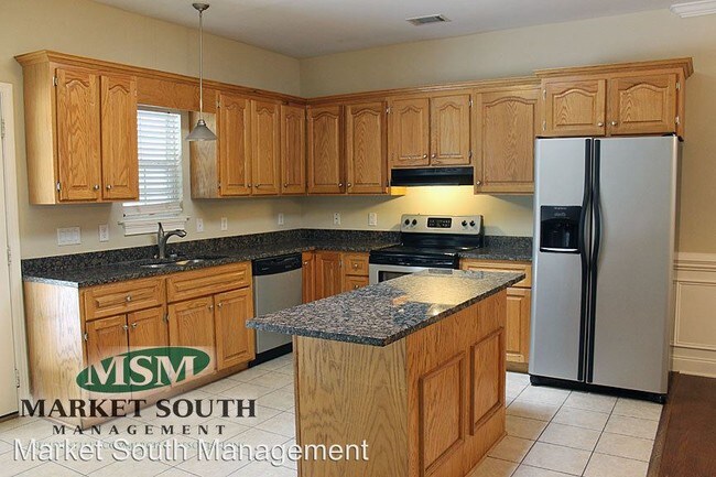 Foto del edificio - 109 Live Oak St