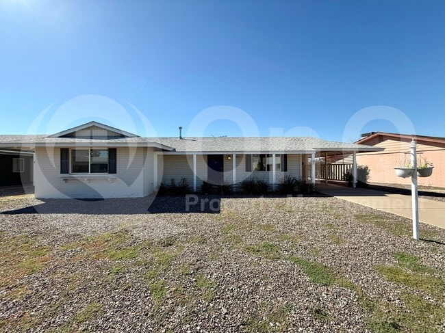 Building Photo - 10247 W El Dorado Dr