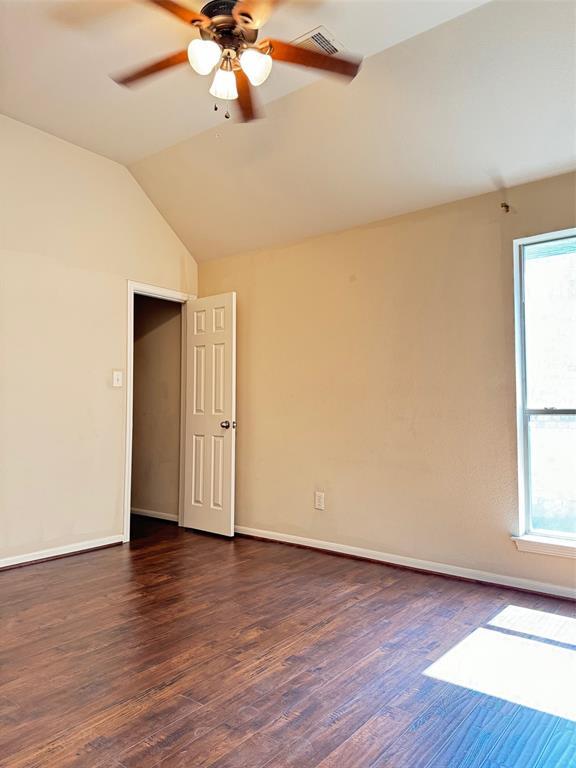 Foto del edificio - 27926 Barberry Banks Ln