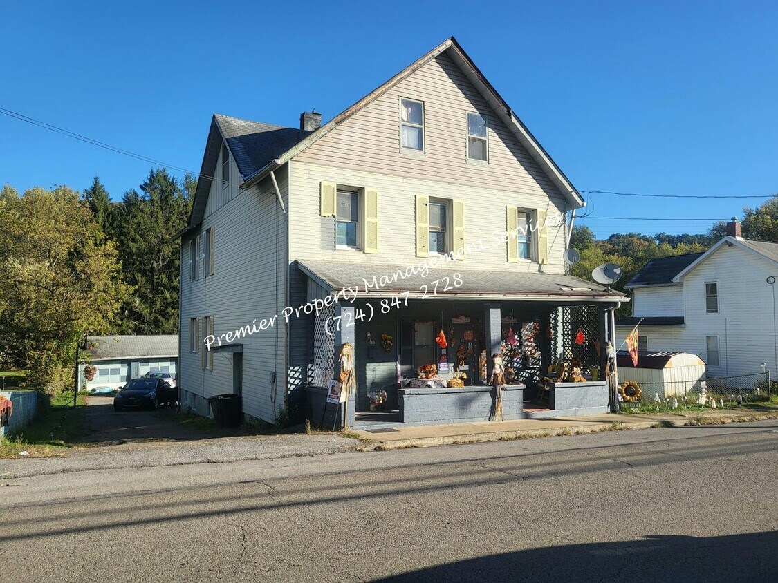 Primary Photo - 465 Zeigler Ave