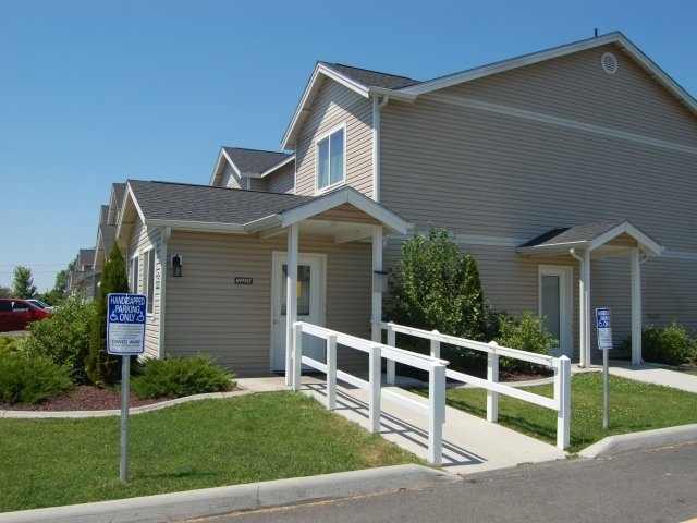 Building Photo - Sunridge Townhomes