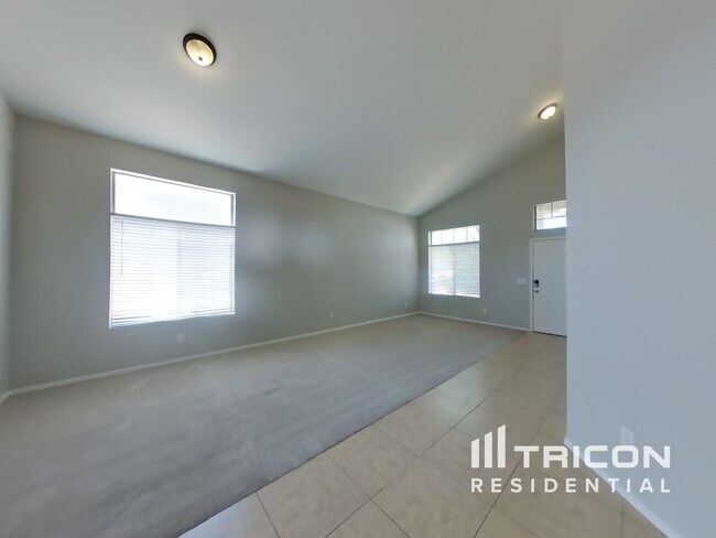 Foto del edificio - 17679 N Avelino Dr