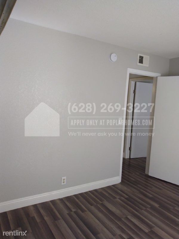 Building Photo - 2 br, 2 bath 4plex - 6245 Bellota Drive Un...