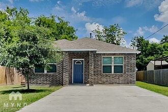 Building Photo - 7813 Hanna St