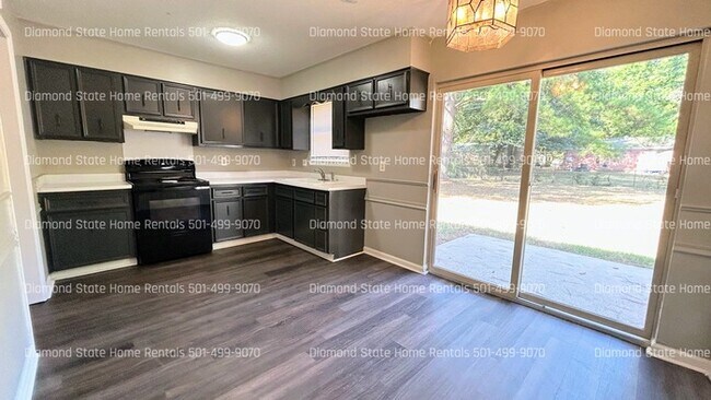 Foto del edificio - 505 Lehman Dr