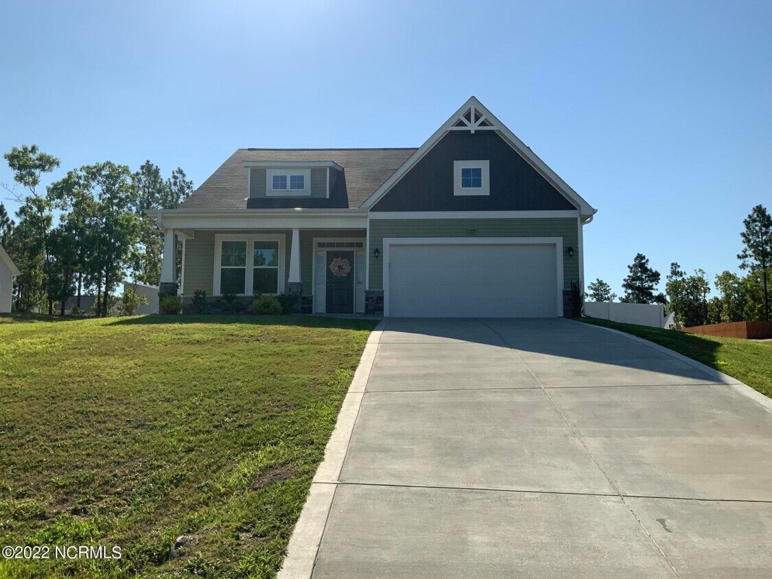 1255 Whitney Dr, Aberdeen, NC 28315 House Rental in Aberdeen, NC