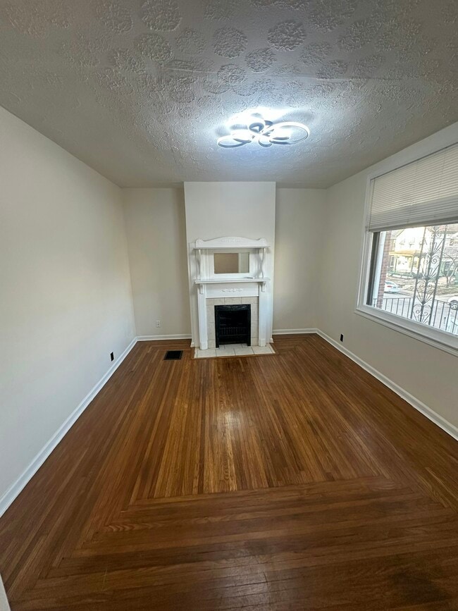 Building Photo - 1753 Courtland Ave