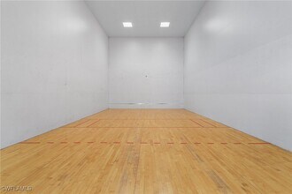 Building Photo - 1180 Wildwood Lakes Blvd