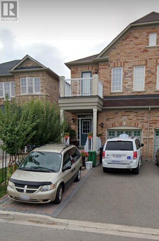 Photo principale - 4411 Centretown Way