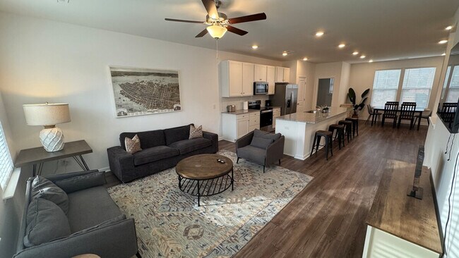 Foto del edificio - 149 Roxanne Dr